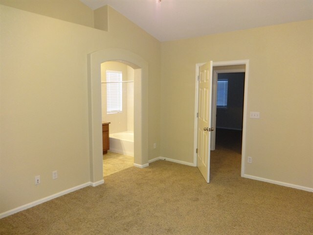 Building Photo - 5089 Morning Glory Pl