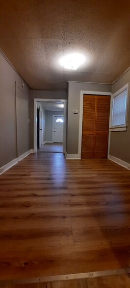 Building Photo - 3009 Clifton Ave
