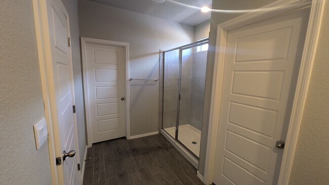 Building Photo - 748 Amatista Lp SE