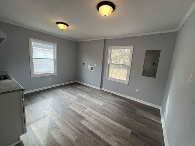 Building Photo - RENTAL HOME 2BD/1BTH