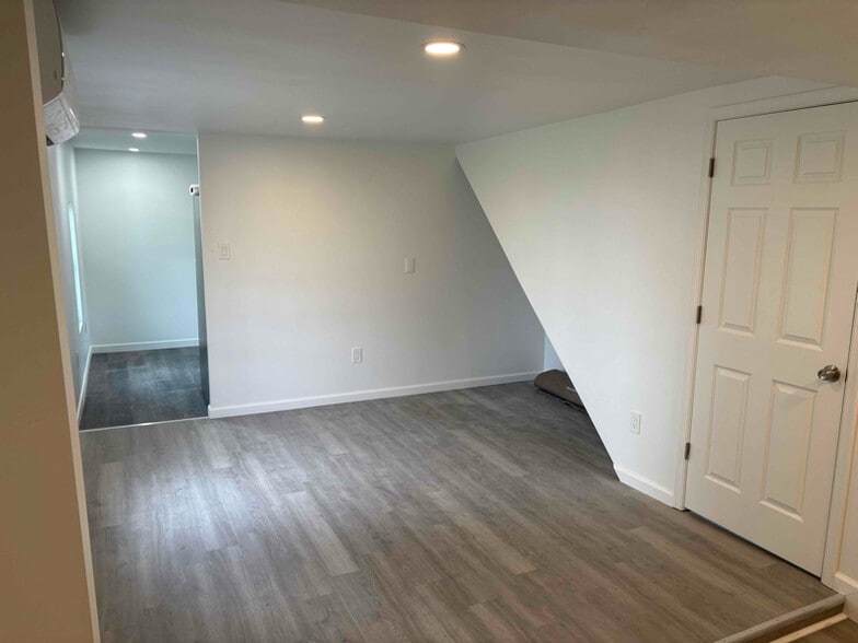 Building Photo - 46 Lincoln St