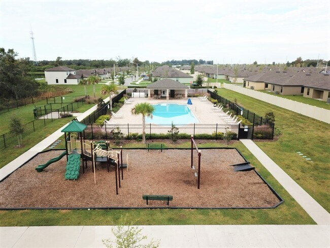 Building Photo - 1214 Brenton Leaf Dr