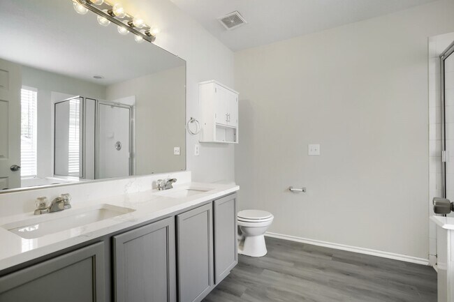 Building Photo - 10506 Sugar Trace Dr