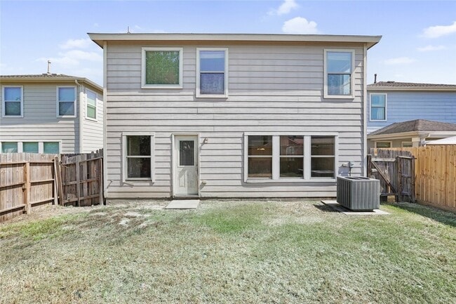 Building Photo - 18743 Westgate Park Dr