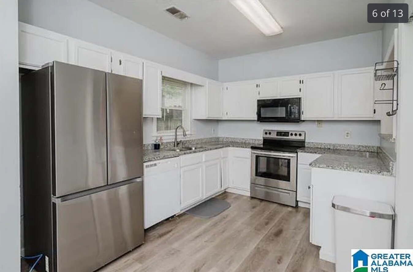 Building Photo - 218 Carl Nichols Dr