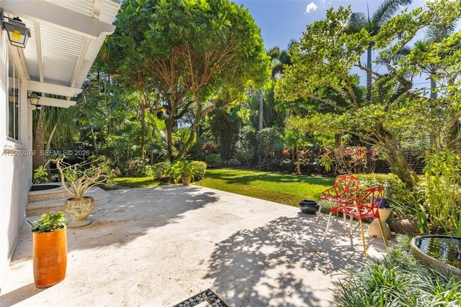 Building Photo - 482 NE 93rd St