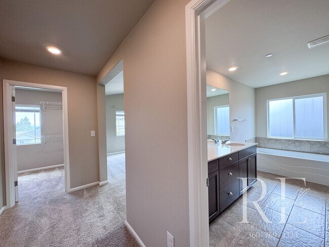Building Photo - 1502 Baker Hts Lp