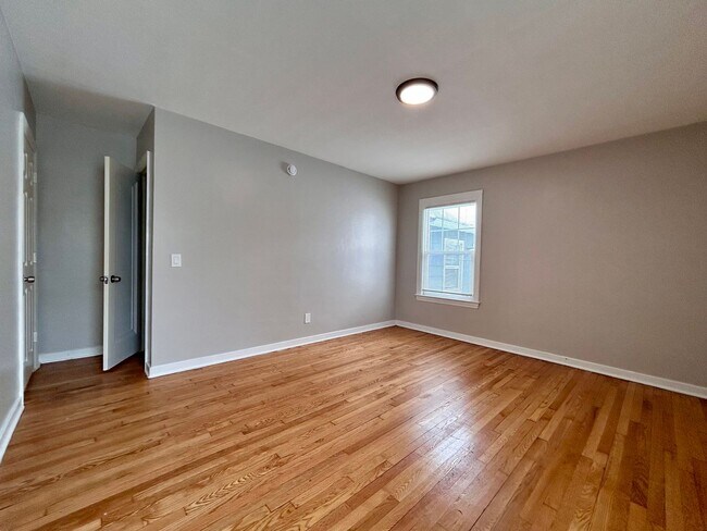 Building Photo - Two Bedroom Home in Muskegon