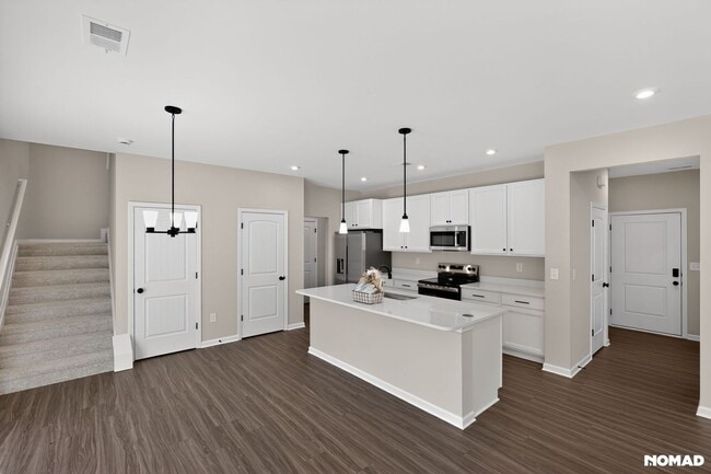 Building Photo - 102 alpine ct