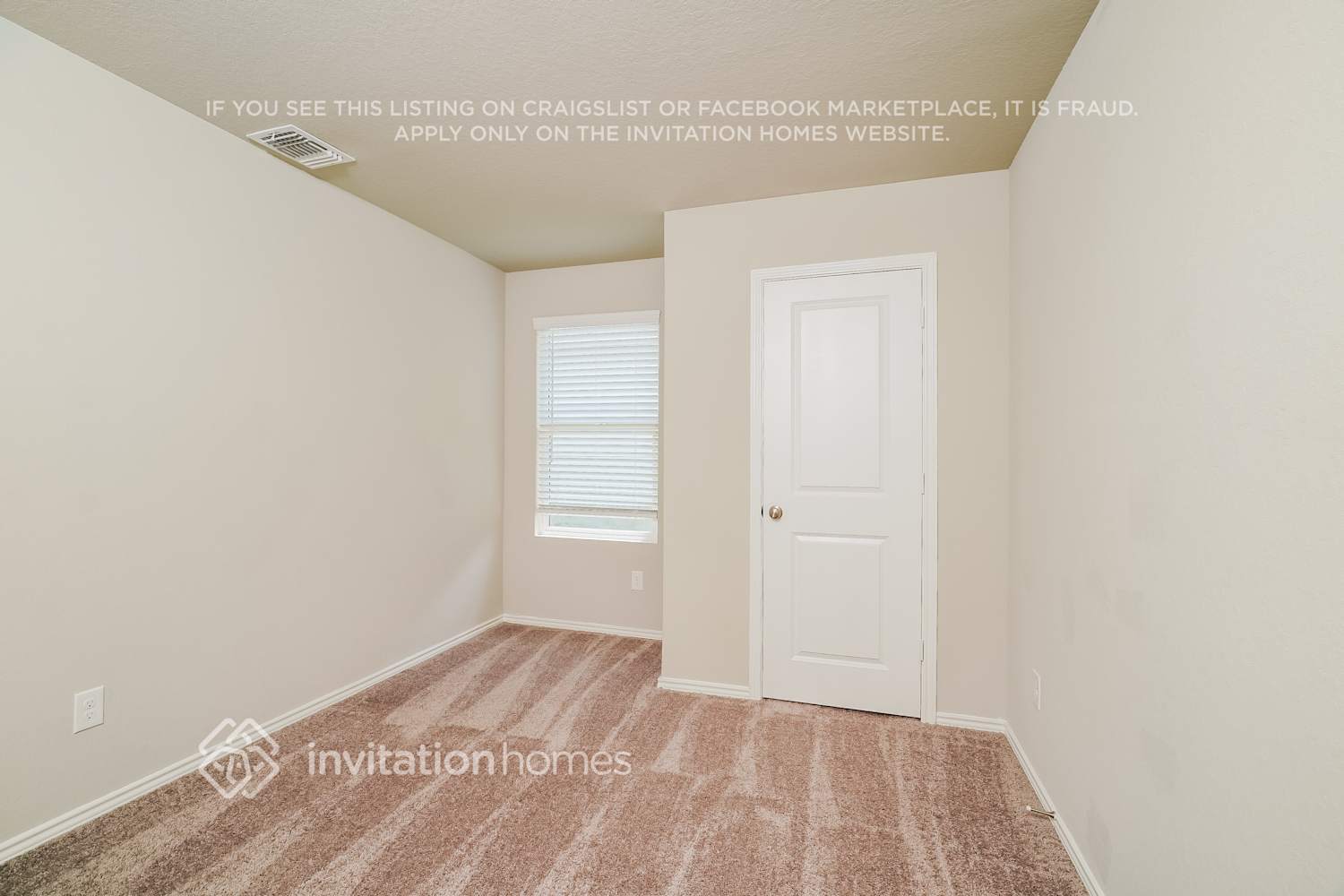 Building Photo - 5747 Leon Pl