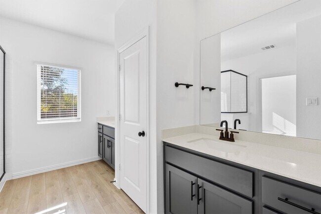 Building Photo - Brand-New Sierra Home in Gated Community Near Downtown Dallas