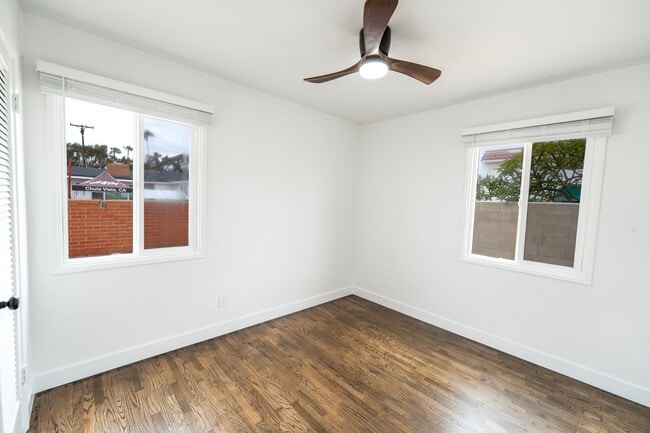 Building Photo - Brand New 2 Bed / 1 Bath Cottage w/ Private Garage & Yard! |Offering Two Weeks of Free Rent!|