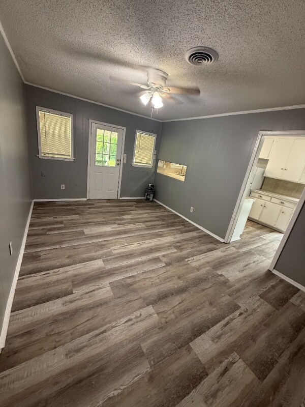 Building Photo - 2943 Alta Rd
