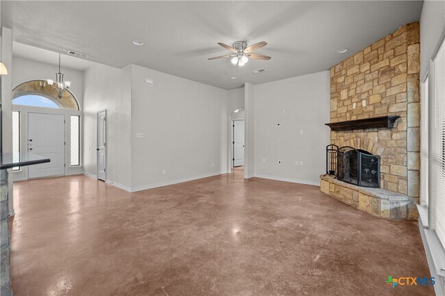 Building Photo - 103 Weeping Willow Ct