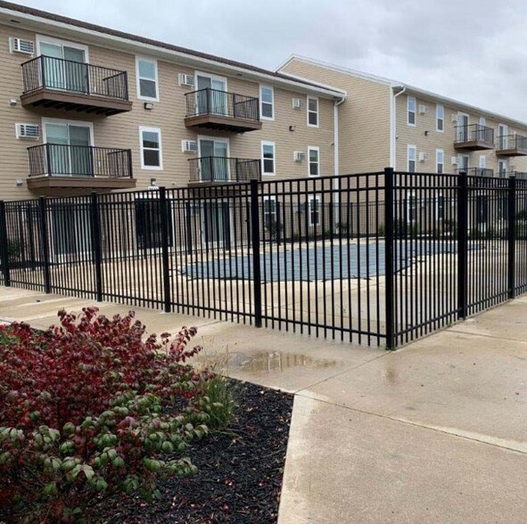 Building Photo - 2647 Eastgate Rd