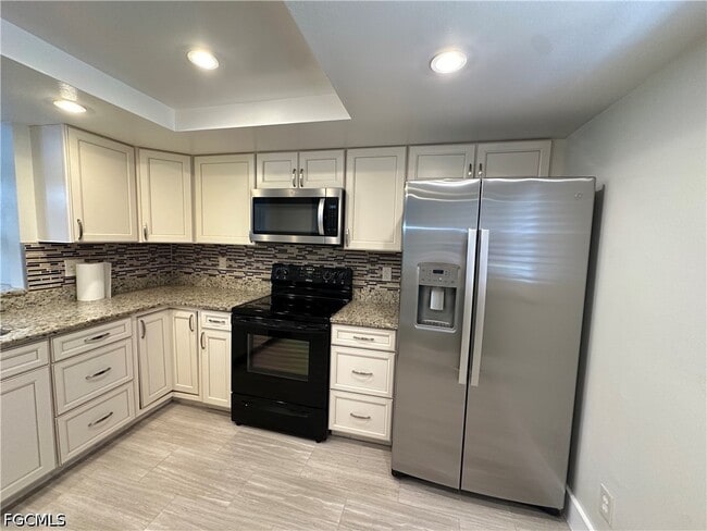 Building Photo - 6136 Whiskey Creek Dr