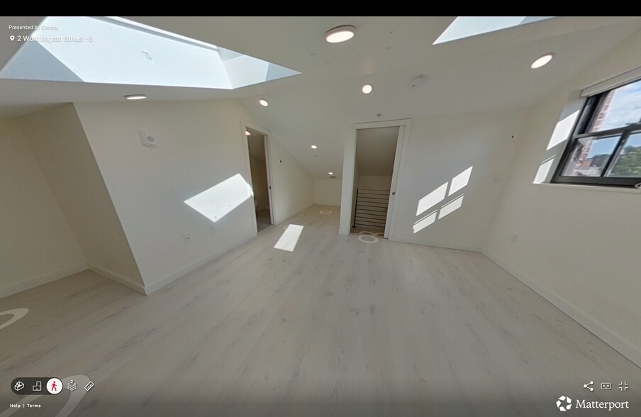 Building Photo - 3 Worthington St