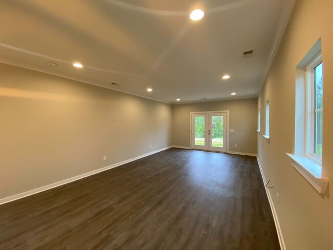 Building Photo - Home for Rent in Calera, AL!!! Available t...