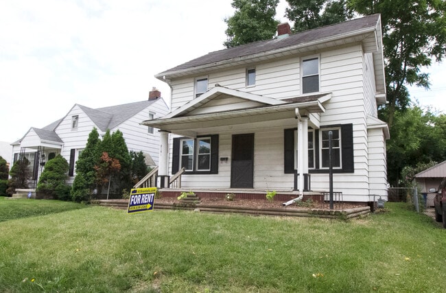 Primary Photo - 2151 W Sylvania Ave