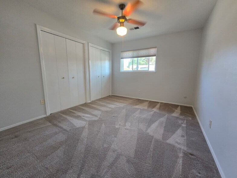 Bedroom 2 - 8909 Hilton Ave NE