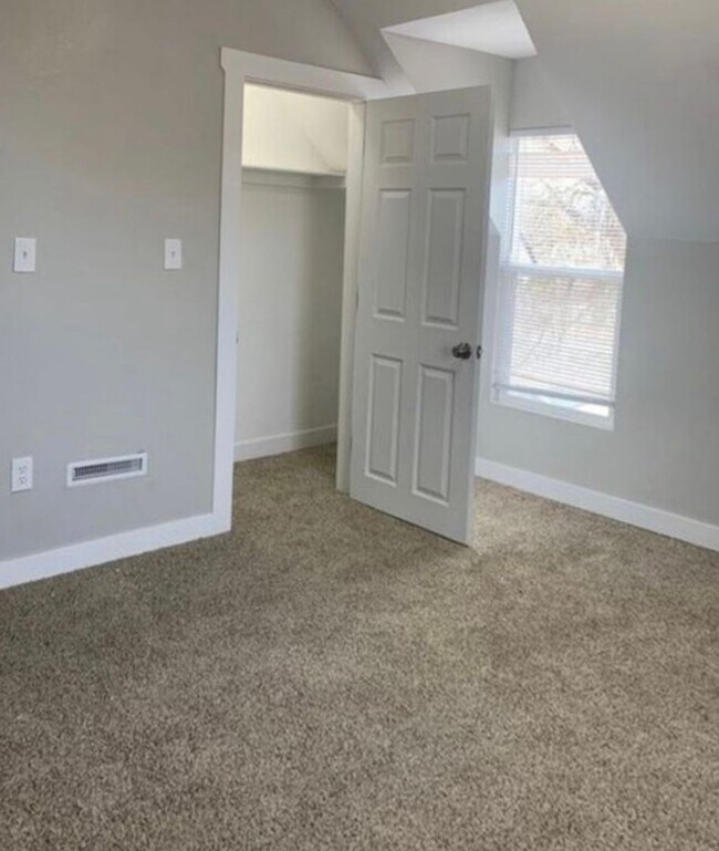 Building Photo - 3 Bedroom Home in Greeley - $1,995 with Mo...