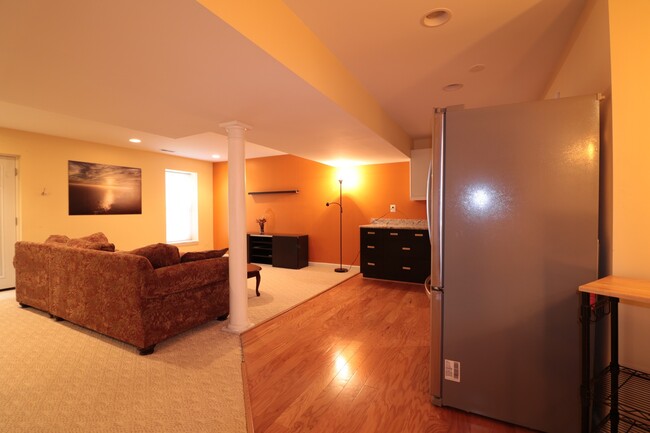 Building Photo - "COMING SOON" Spacious 4 + 2.5 SFH + Renov...