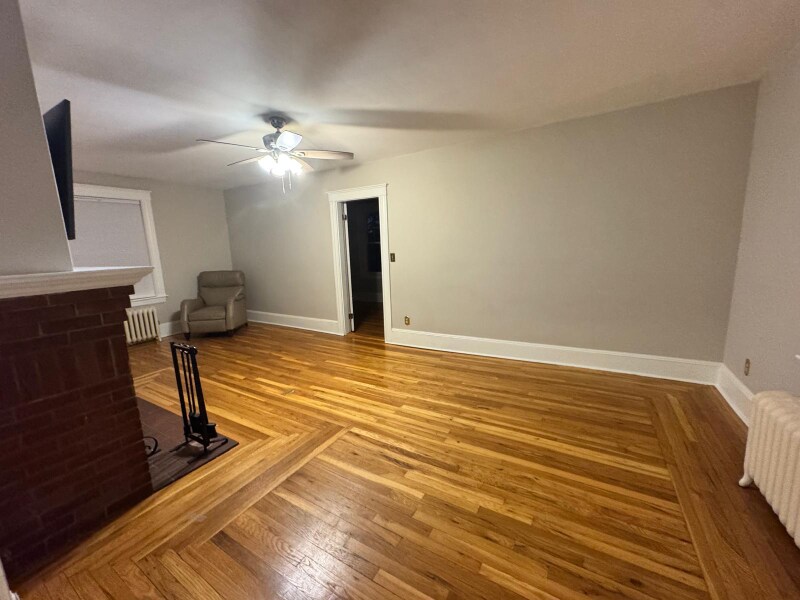 Building Photo - 14 E Prospect St