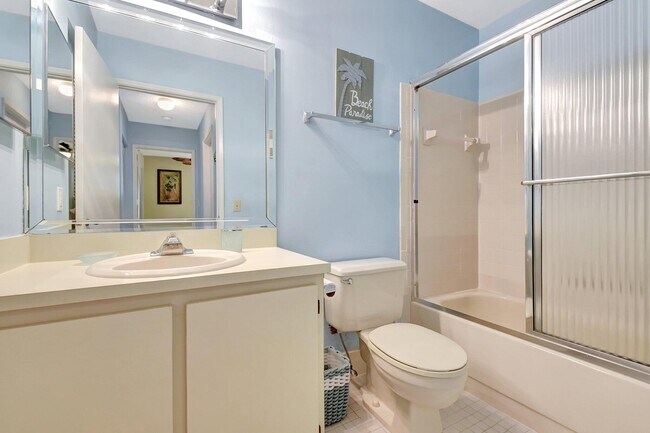Building Photo - 6586 Southurst Terrace