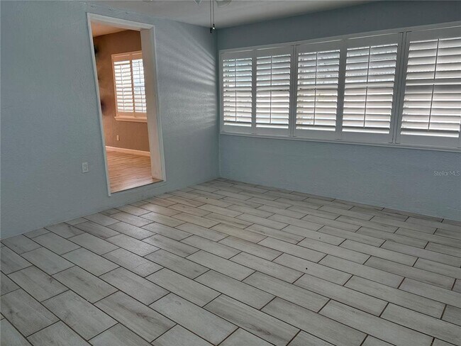 Building Photo - 2919 12th Ave N