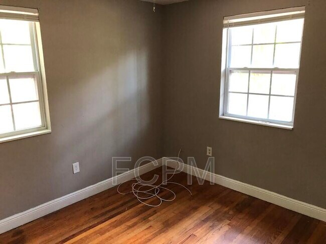 Building Photo - 6710 Helston Ct