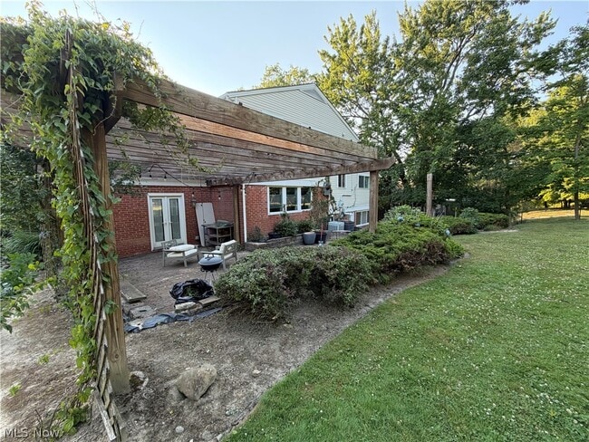 Building Photo - 2455 Buckhurst Dr