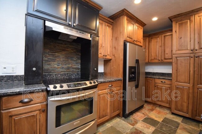 Building Photo - 2128 S 1900 E