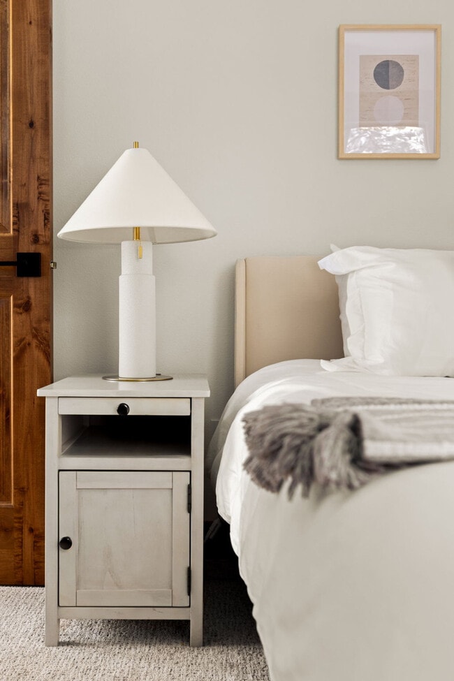 Building Photo - 89192 US-26