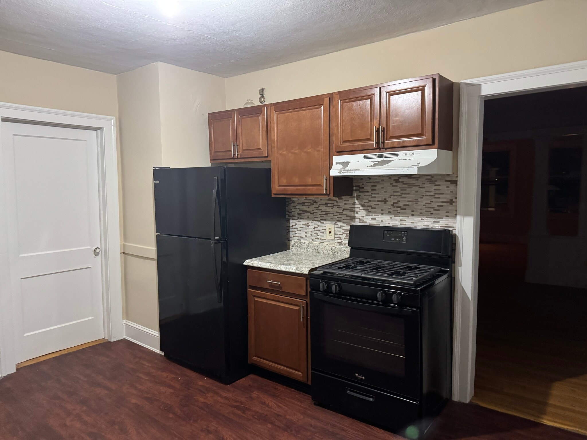 Kitchen - 14 Buell St