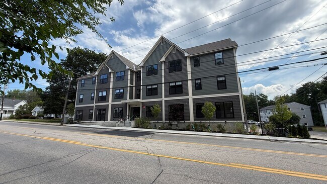 Building Photo - 725-727 Central Ave