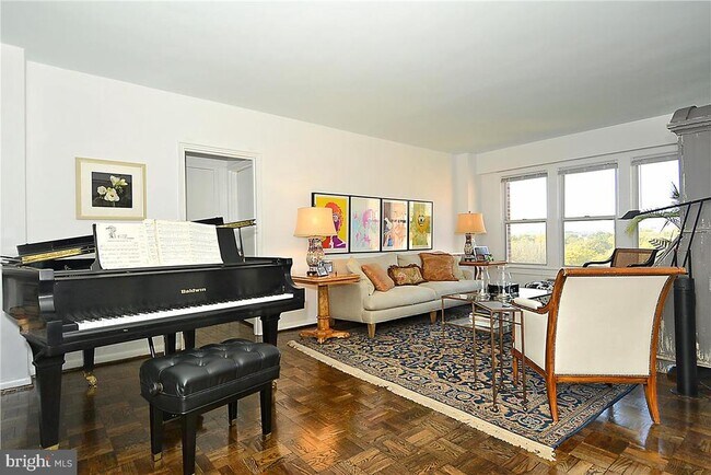 Building Photo - 2500 Q St NW