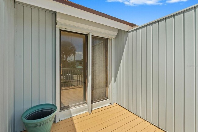 Building Photo - Flagler Beach Townhouse