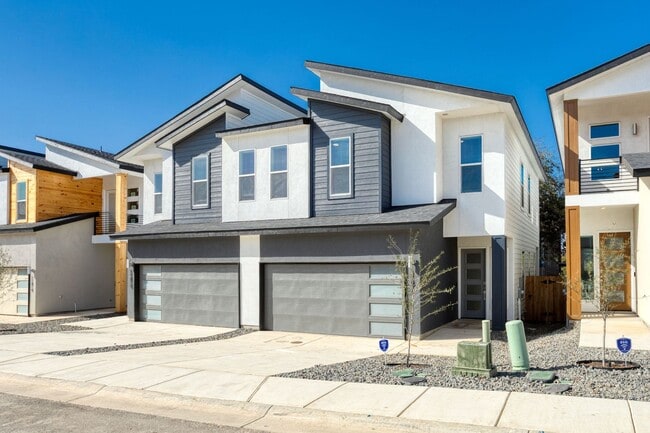 Primary Photo - Gorgeous Luxury Townhome
