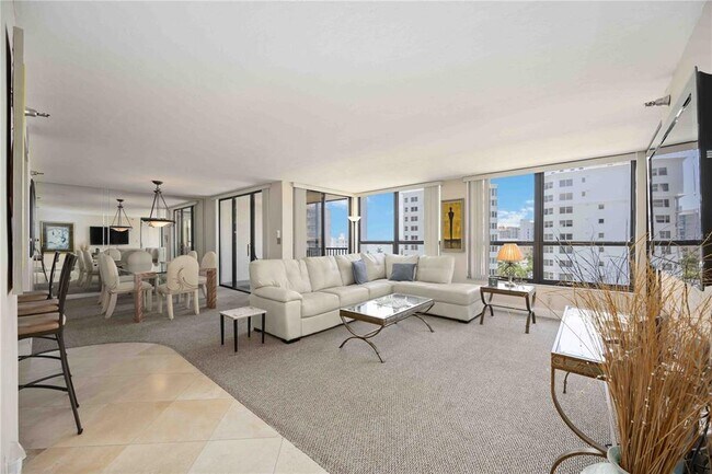 Building Photo - 11 Sunset Dr