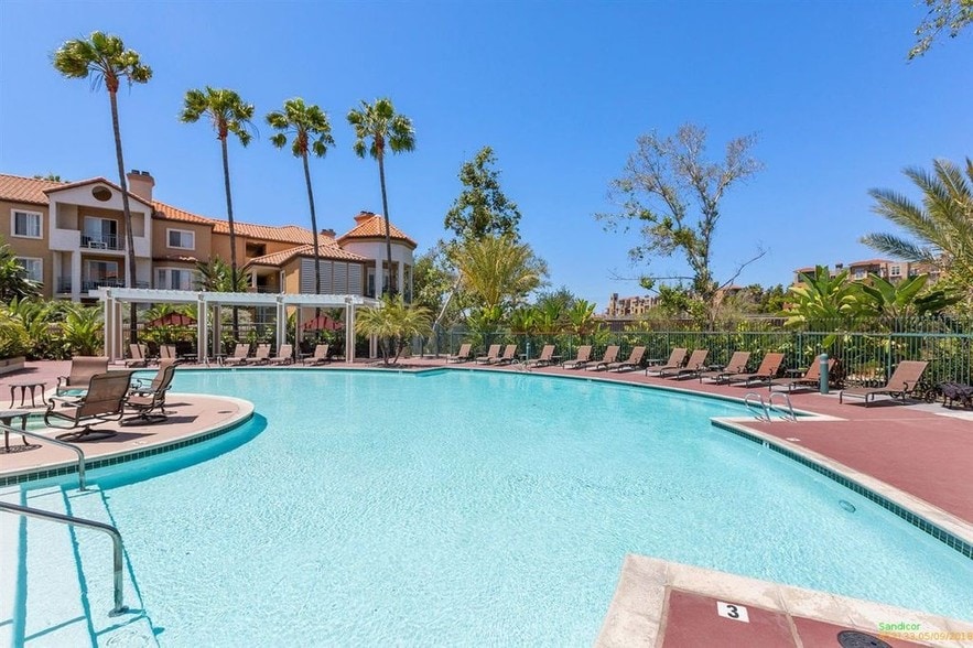 River Colony Pool - 2150 Camino De La Reina
