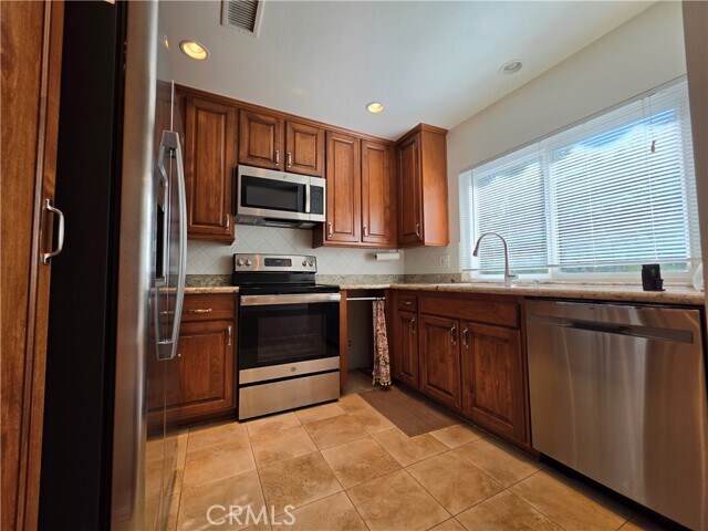 Building Photo - 20206 Evening Breeze Dr