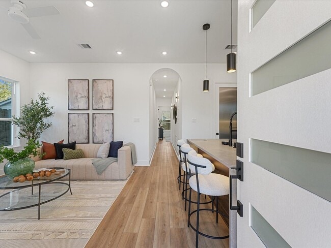 Building Photo - 8324 Williamsdell St