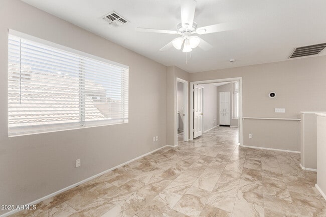 Building Photo - 1128 E Silverwood Dr