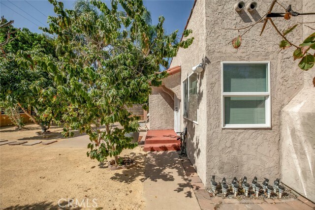 Building Photo - 18605 Valerio St