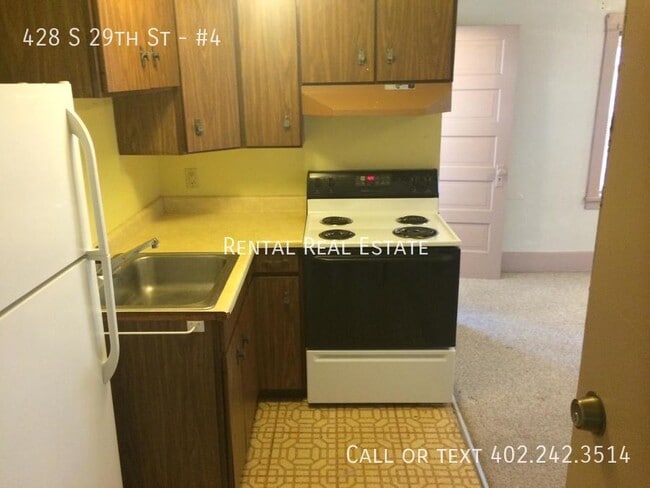 Building Photo - 428 S 29th St