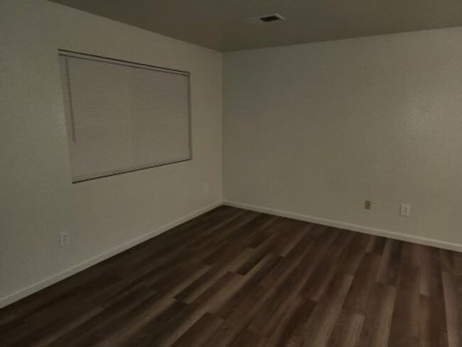 Building Photo - 1730 Inyo St