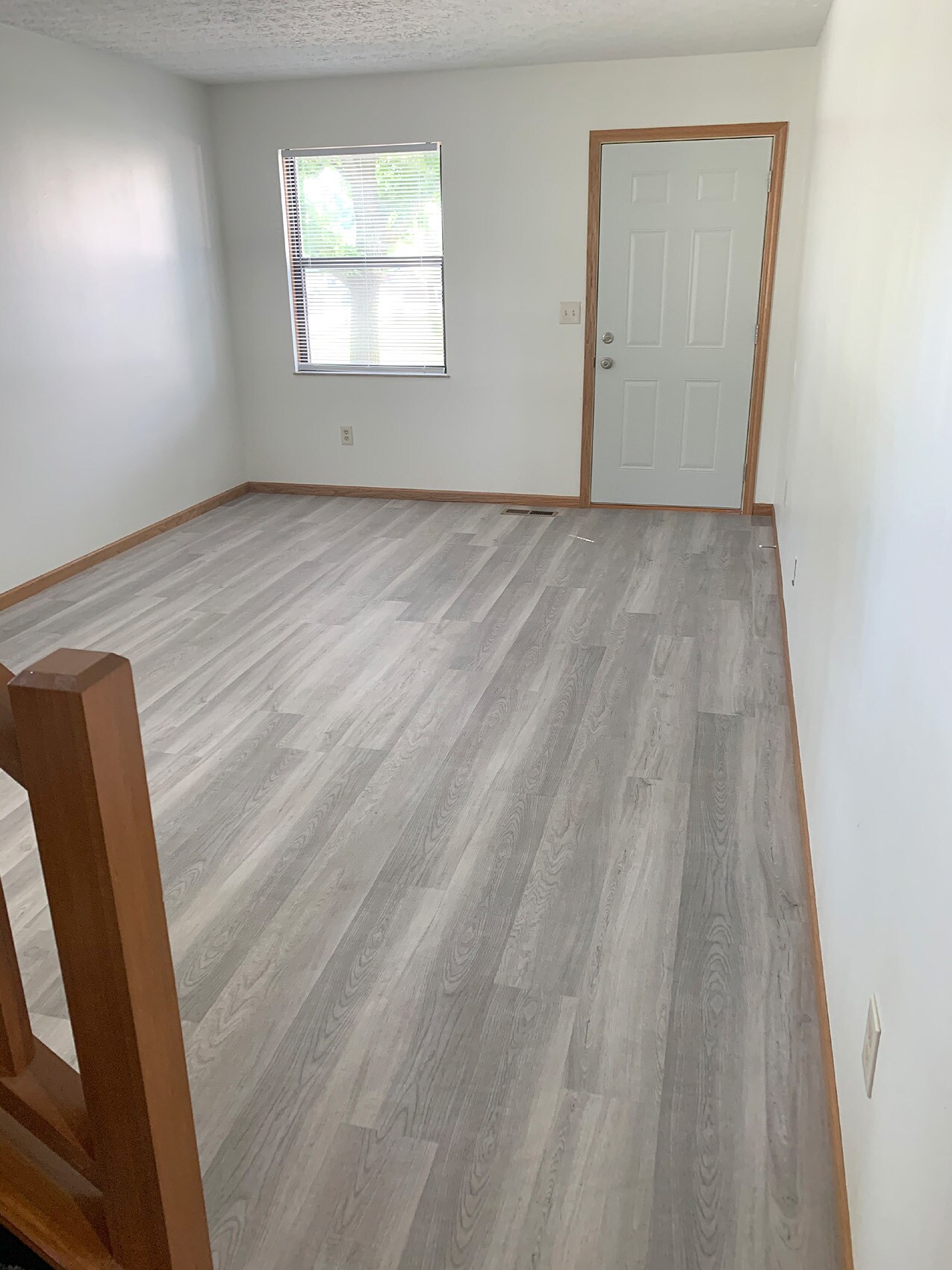 Building Photo - 6900 Gemstar Rd