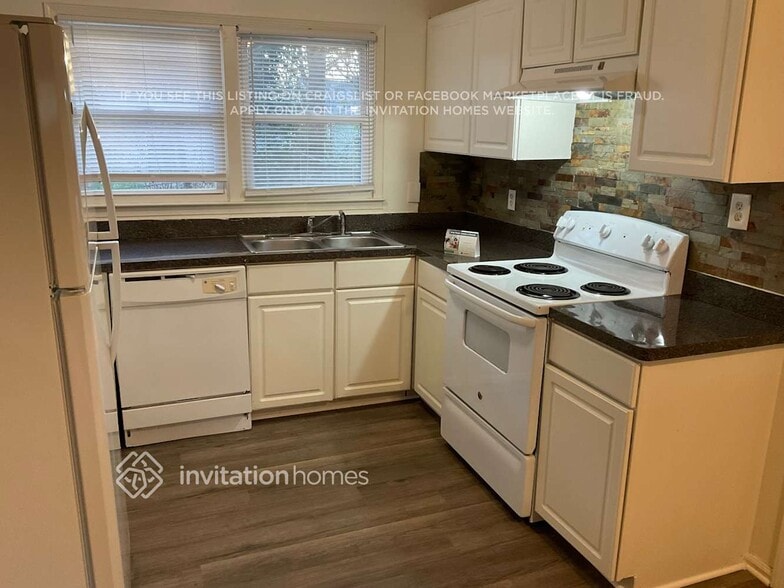 Building Photo - 3452 Spring Terrace Ln