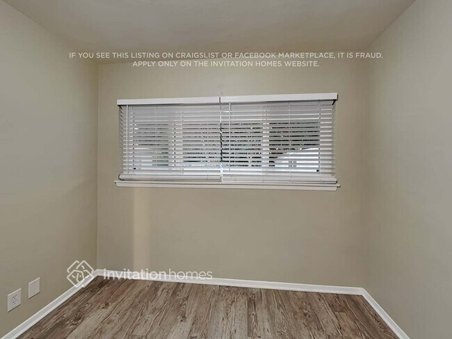 Building Photo - 2882 David St