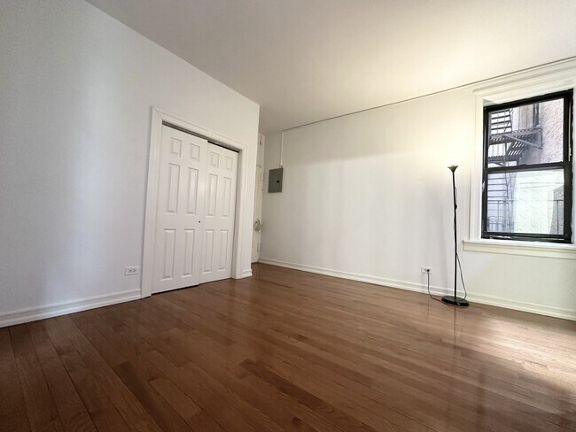 Building Photo - 235 W 103rd St